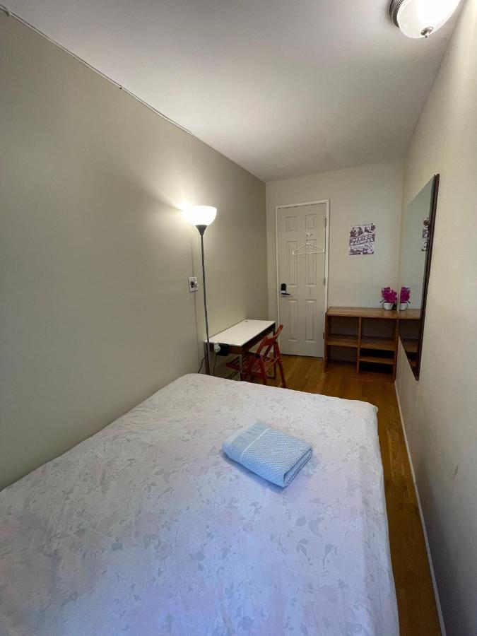 Central & Affordable Williamsburg Small Room Nowy Jork Zewnętrze zdjęcie